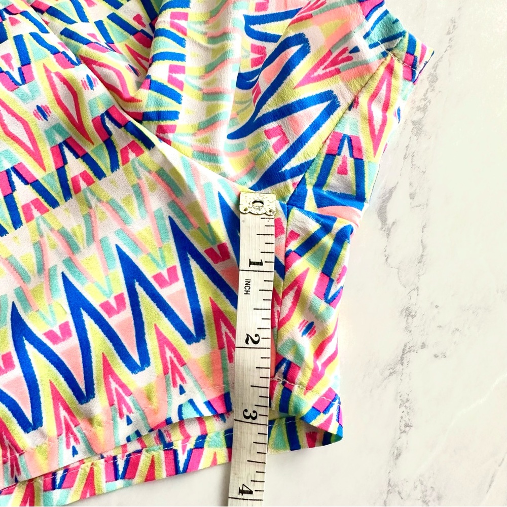 Colorful Geometric Romper Size XS - Picture 12 of 15